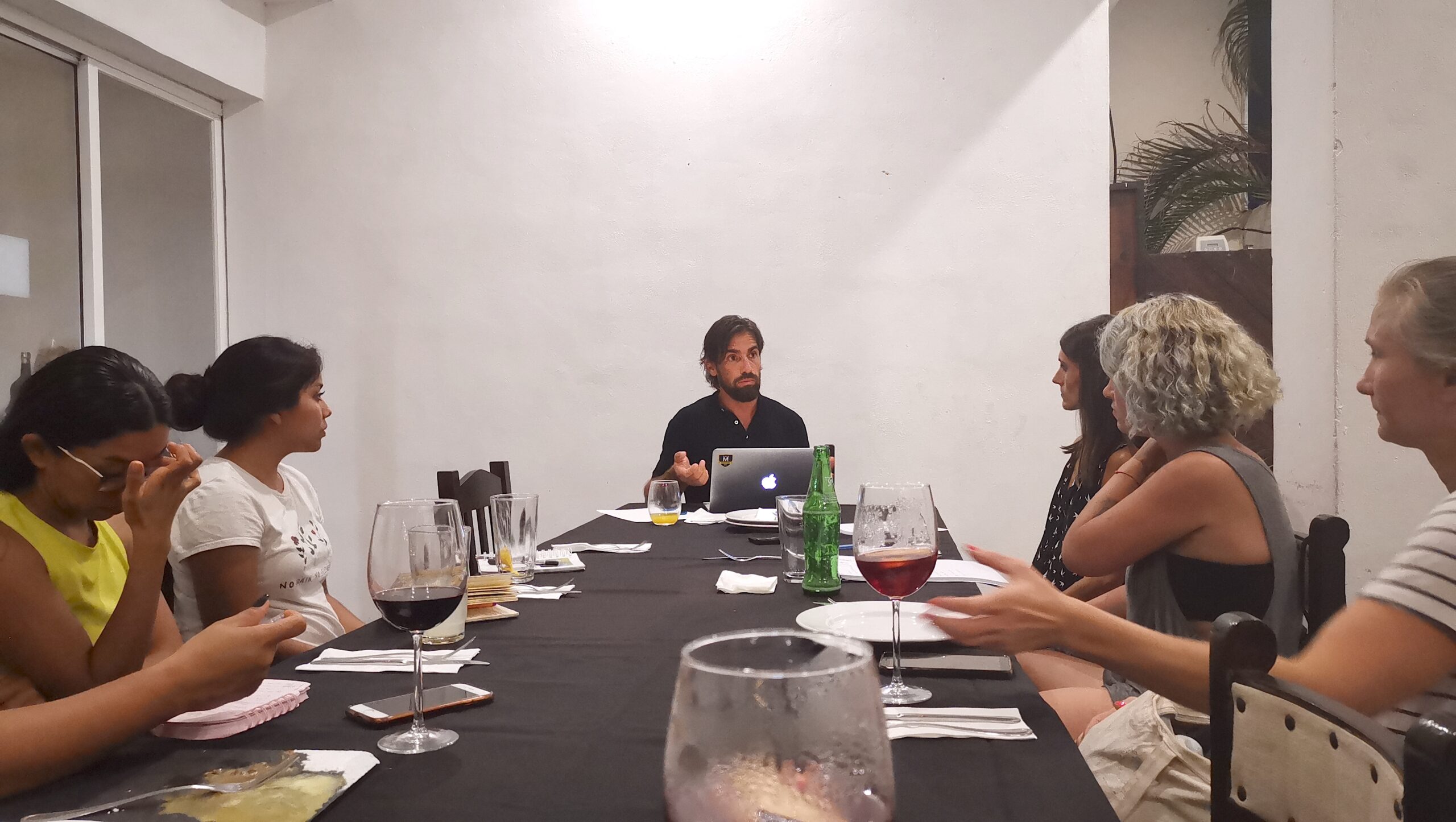 Estrategias de marketing digital para negocios en 2025